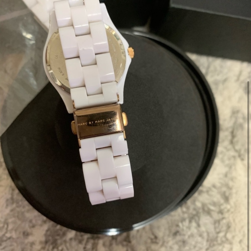 Marc Jacobs watch - Picture 2 of 2